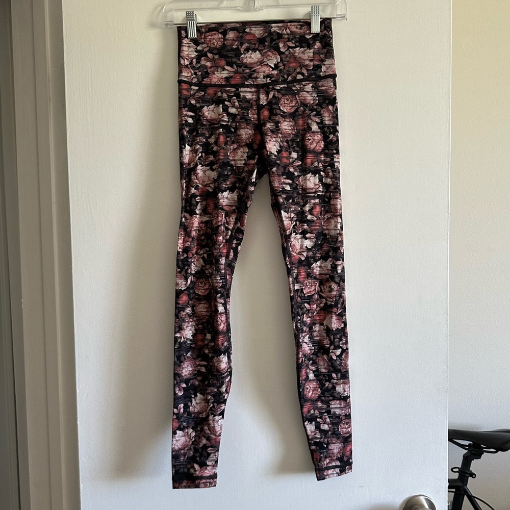 Lululemon Athletica Wunder Under Hi-Rise Tight *Nulux in Peony Multi Size 6 EUC - Picture 6 of 11